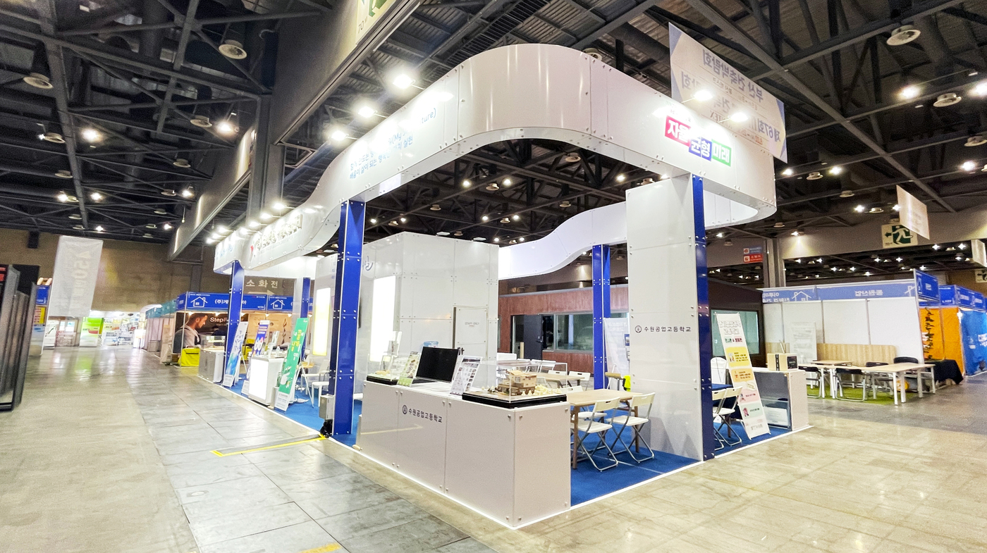 04_리터치 copy.jpg