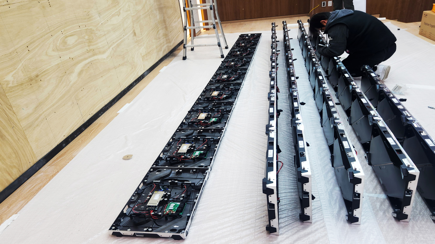 07_안양 새마을금고 무대LED(리터치) copy.jpg